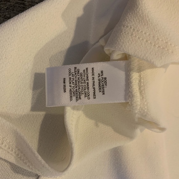 💄💋NWT Gorgeous open back EXPRESS top💋💄 - Picture 5 of 8